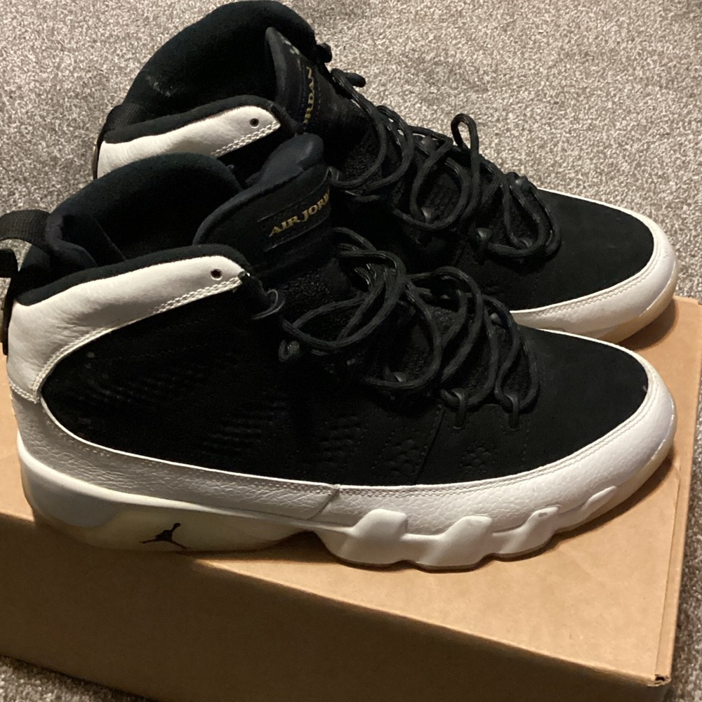 Jordan 9 city of flight High-Top Black and White Sneakers